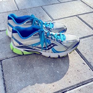 Women’s running shoes